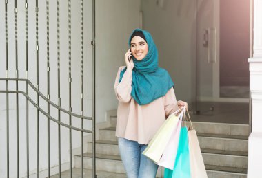 Rahatlık alışveriş gün kavramı