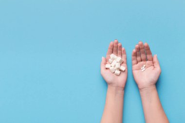Seçim tatlandırıcı hapları veya normal şeker