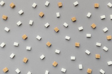 Rafine şeker minimalist desen gri arka plan üzerinde