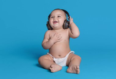 Gülen bebek yakışıklı müzik