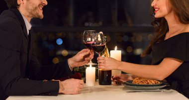 Aşk kavramı içinde birleştirmek için romantik yer