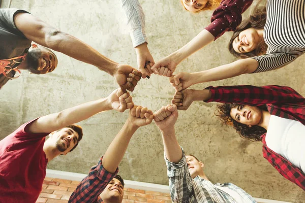 Concepto de solidaridad de la gente —  Fotos de Stock