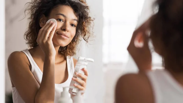 Concetto di cura quotidiana della donna — Foto Stock