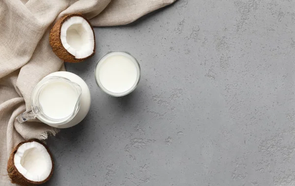 Hindistan cevizi ve coco süt kompozisyonu