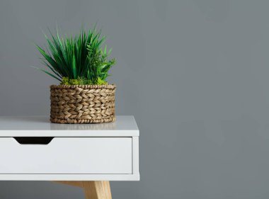 Karanfiller tablo ile pota