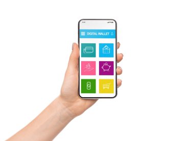 Smartphone dijital m-cüzdan uygulaması ile tutan kadın