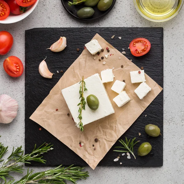 Butter- und Gewürzblock an Bord — Stockfoto