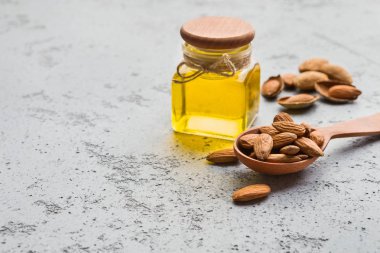 Badem yağı sağlık faydaları kavramı