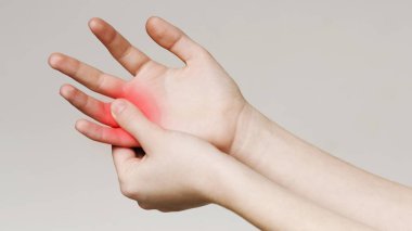 Parmak uçlarında ve avuçlarında ağrı ve uyuşukluk
