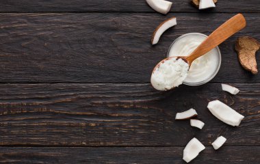 Kozmetoloji konseptinde Hindistan cevizi