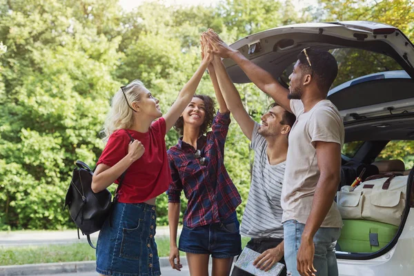 Concepto viajeros Millennials — Foto de Stock