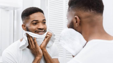 Metroseksüel sabah rutin kavramı