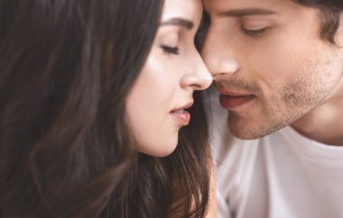 Yakın yukarı bağ bin yıllık çift aşık