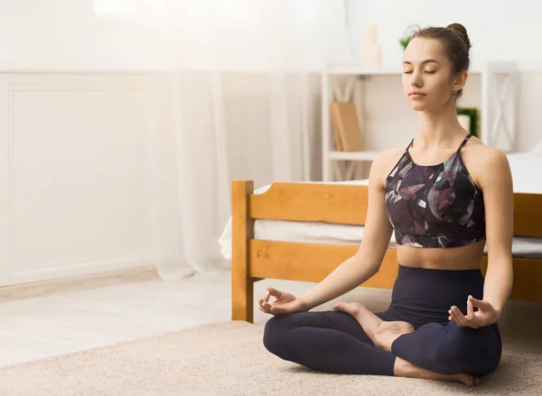 Calm Woman Doing Yoga In Lotus Position — Stock Photo, Image