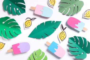 Tropikal yaprakların yaratıcı duvar kağıdı, eskimo dondurma