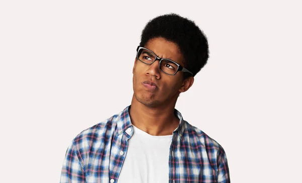 Thoughtful Afro Guy Thinking and Looking Aside — Stock Photo, Image