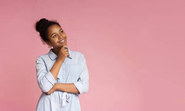 Dreamy Girl Touching Her Chin While Thinking On Studio Background — Stock Photo, Image