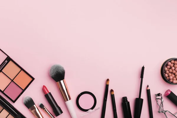 Szerves kozmetikumok smink banner világos rózsaszín háttér — Stock Fotó
