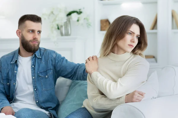 Relationship problems. Man consoling woman after argument — Stock Photo, Image