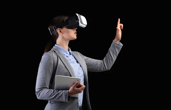 Business Lady In VR Headset Pressing Invisible Button, Black Background — Stock Photo, Image