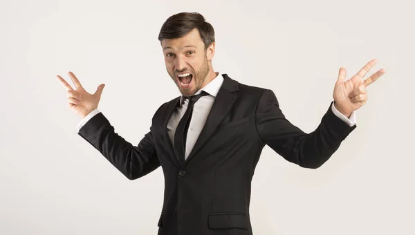 Excited Man Shouting Spreading Hands Standing On White Background — Stock Photo, Image