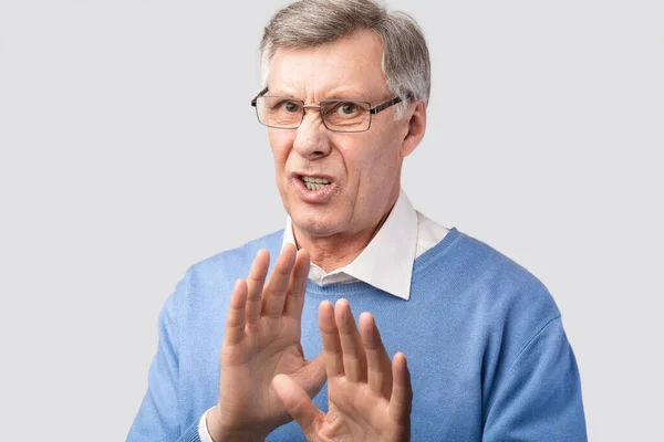 Disgusted Senior Man Gesturing No Posing On Gray Background, Studio — Stock Photo, Image