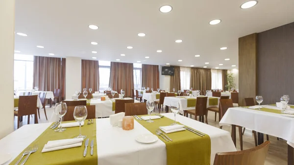 Large dining room at hotel. Modern interior — Stock Photo, Image