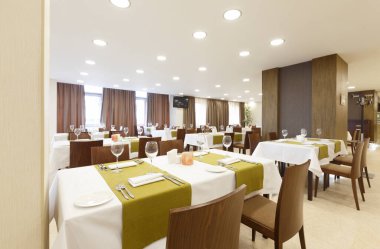 Oteldeki restoran. Modern tasarım ve minimalizm