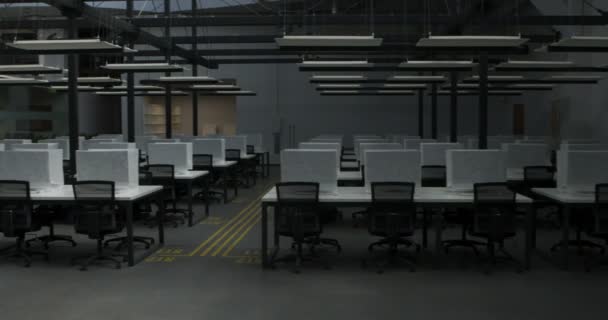 Interior de gran oficina moderna vacía con computadoras cubiertas — Vídeos de Stock