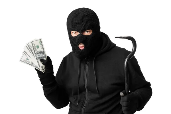 Maskierter Dieb hält Geld isoliert über weiße Wand — Stockfoto