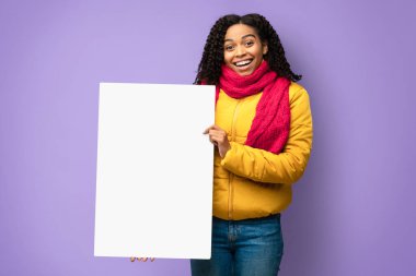 Neşeli Afrikalı Amerikalı Kız Boş Kış Posteri, Stüdyo Çekimi