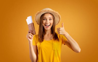 Pasaportu olan duygusal bir bayan gezgin.