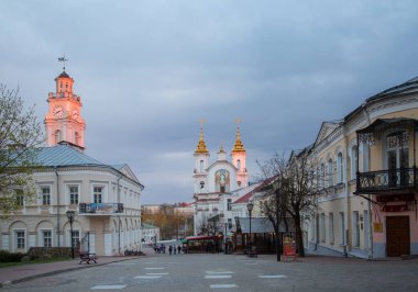 Suvorov sokak - Vitebsk tarihi merkezi boyunca bir yürüyüş