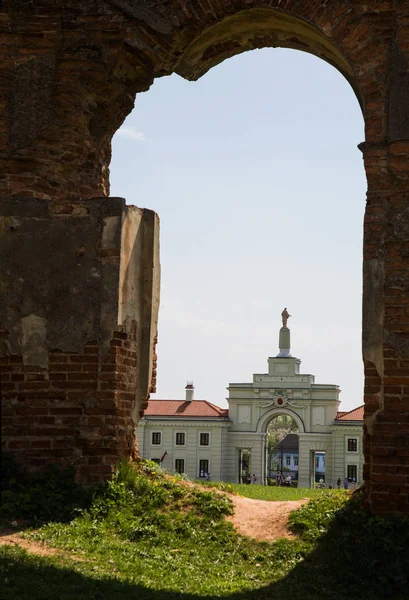 Ruínas Castelo Ruzhansky Primavera Bielorrússia — Fotografia de Stock