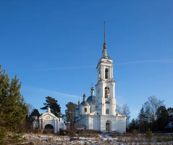Kilise Okhotino Kışın Yükseliş — Stok fotoğraf