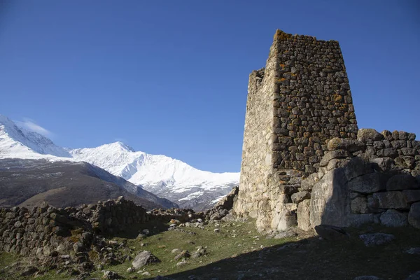Τσίμιτι-συγκρότημα Πύργου στη Βόρεια Οσετία — Φωτογραφία Αρχείου