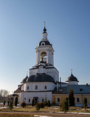 Büyük Rostov 'daki en eski manastır Avraamiev Manastırı' dır.