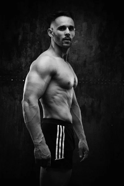 Black White Photo Shirtless Muscled Young Man Posing Grunge Wall — Stock Photo, Image