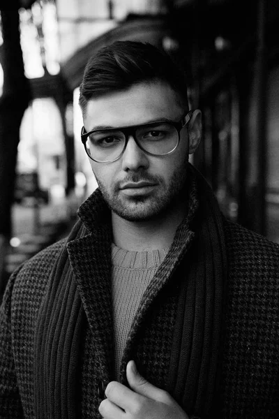 Portrait Handsome Young Man Stylish Eyeglasses Posing — Stock Photo, Image