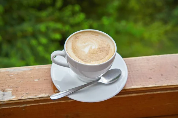 Sabroso Café Taza Blanca Mesa — Foto de Stock