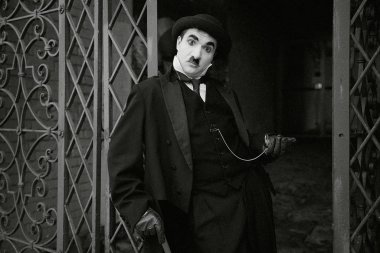 sokakta erkek Mime sanatçının portresi