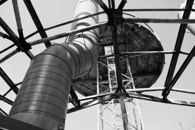 Boru hattı kondansatörünün yakın çekim görüntüsü