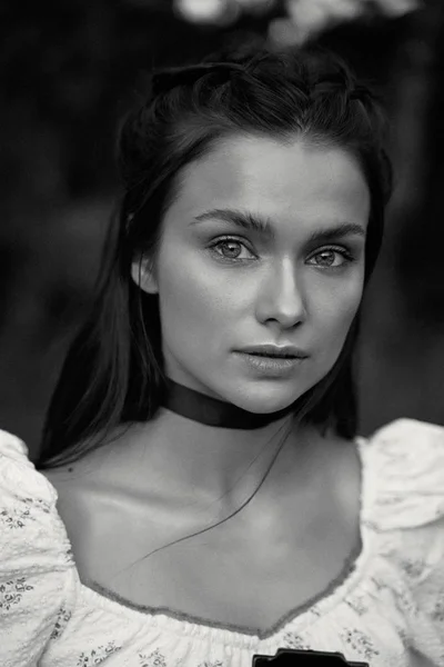 Aer Liber Portret Femeie Tânără Frumoasă — Fotografie, imagine de stoc