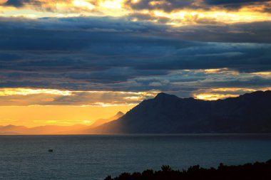 Adriyatik Denizi 'nde Günbatımı
