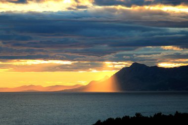 Adriyatik Denizi 'nde Günbatımı