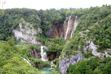 Plitvice Gölleri şelaleler görünümü