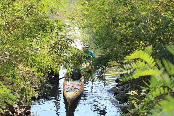 Uma Viagem Canoa Rio Outono — Fotografia de Stock