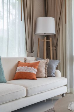 Klasik tarzı oturma odası