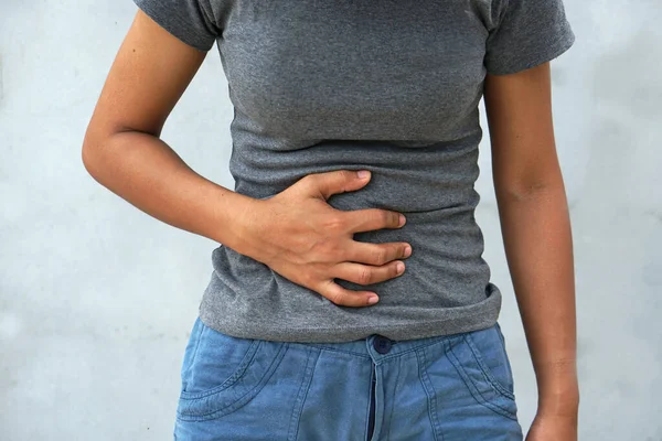 Femme Mal Ventre Crampes Menstruelles Douleurs Abdominales Intoxication Alimentaire — Photo