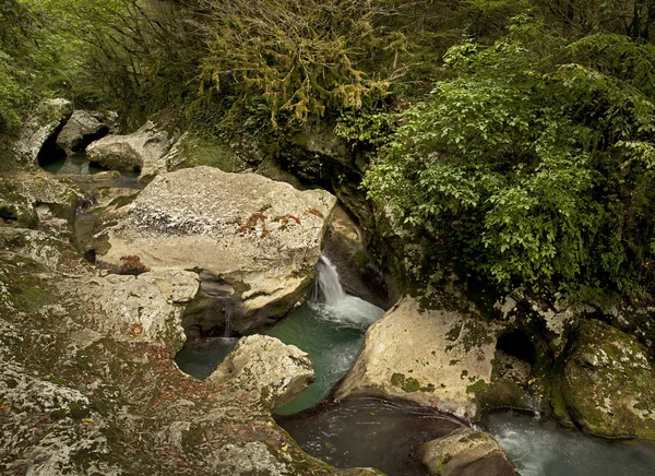 Garganta Com Rio Montanha Natureza — Fotografia de Stock